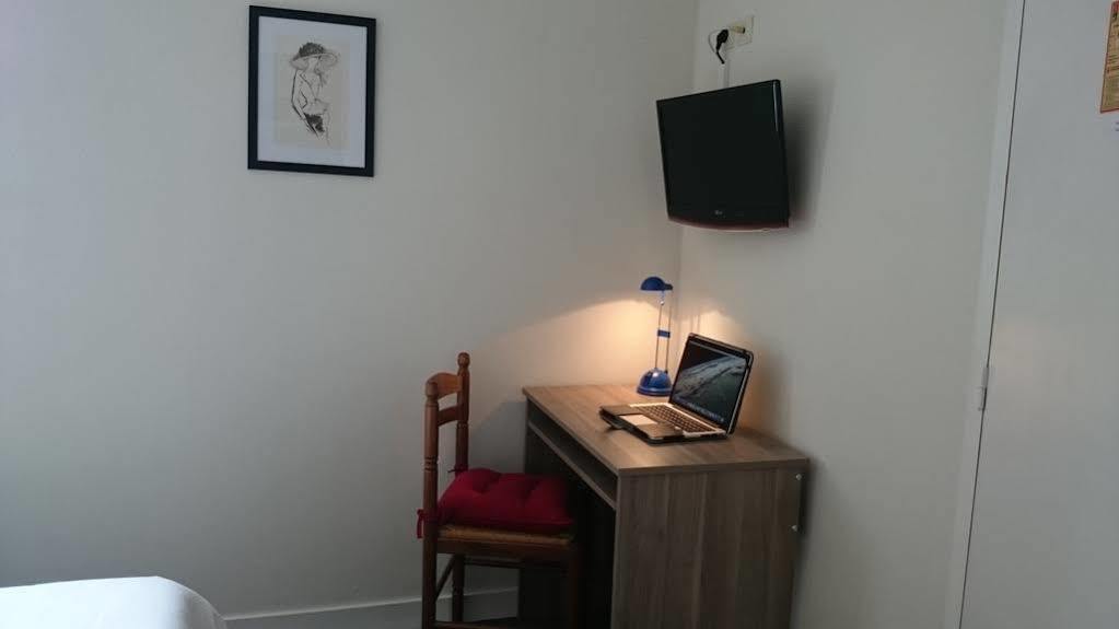 Hotel Tgv Quimper Bagian luar foto