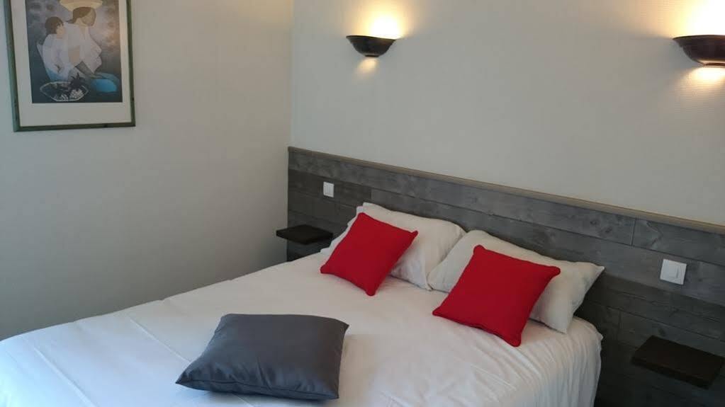 Hotel Tgv Quimper Bagian luar foto